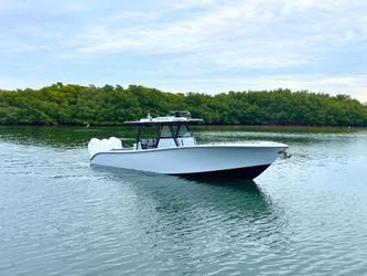 39' Yellowfin 2022 Yacht For Sale